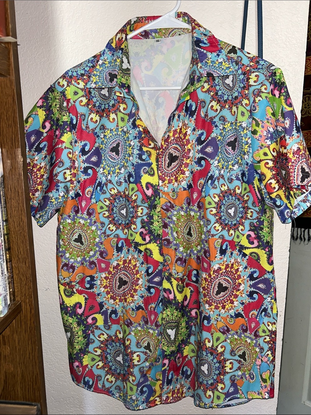 Men's Multicolor Paisley Short-Sleeve Shirt